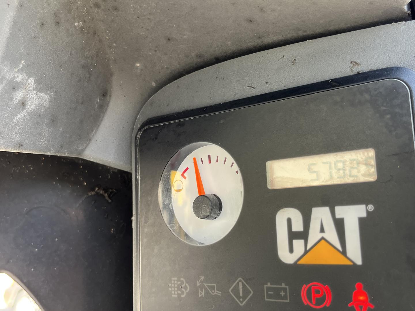 ./imagenes/INVOICE/2019/16920/MINICARGADOR CATERPILLAR 262C2 (16).JPG